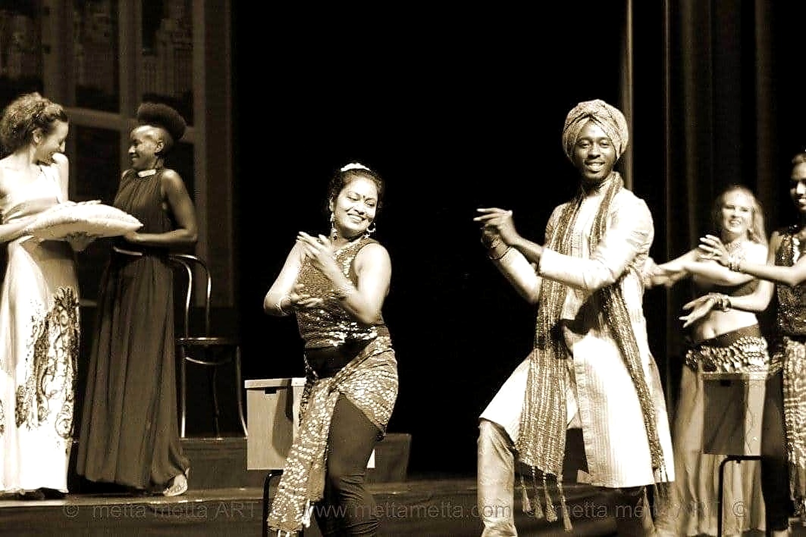 Labour and contrast scene from The Merchant of Venice.